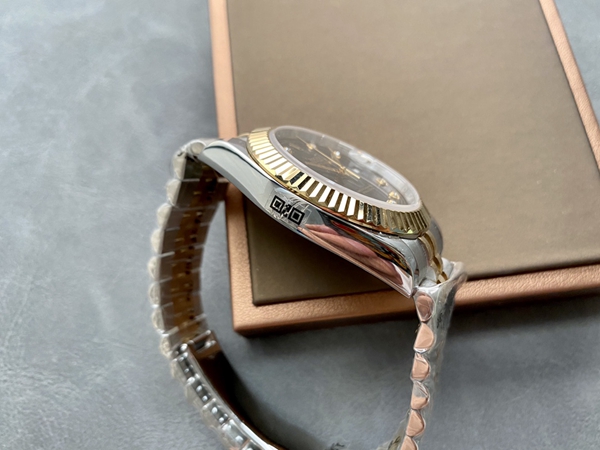 激安ロレックス内部構造